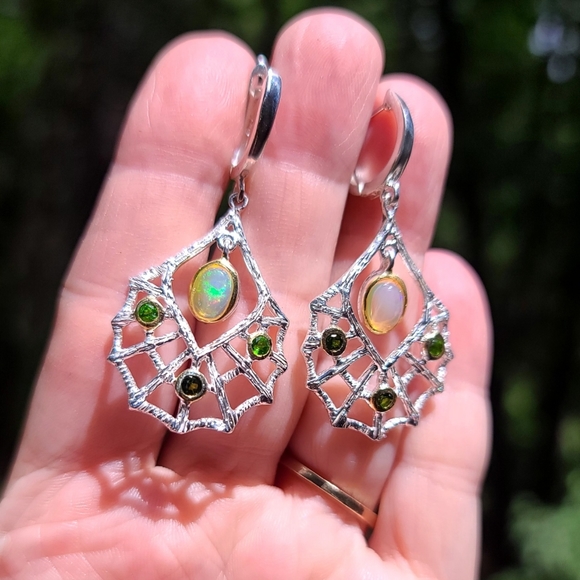 Opal & Crome Diopside sterling web earrings - Picture 3 of 5